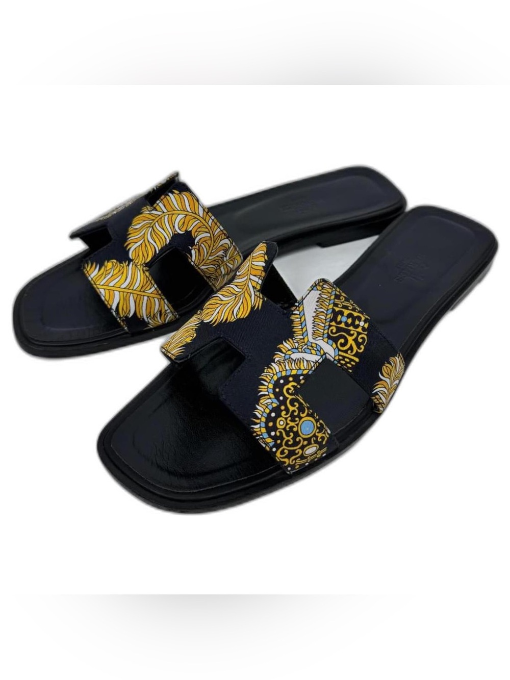 Hermes Oran cloth sandal